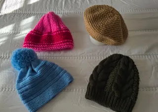 Lote 4 Gorros Lana, todos por 10€