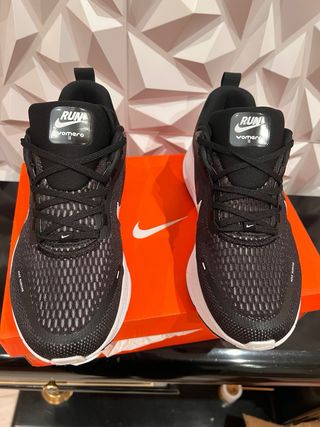 Nike basket Vomero 18 Negro T