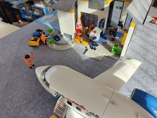 Playmobil Aeropuerto con Avión y Accesorios