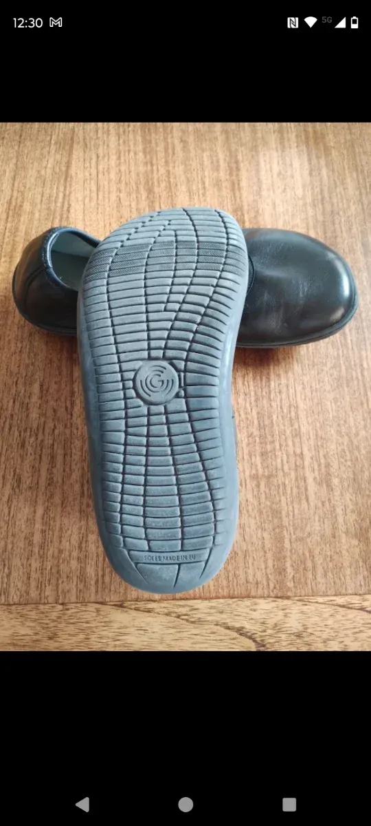 Zapatos planos Groundies mujer negros