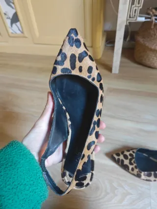 Zapatos tacón bloque punta fina estampado leopardo