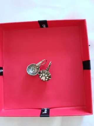 Pendientes bisutería flor plata y rosa