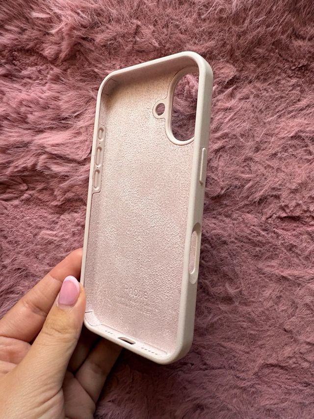 Funda iPhone 16