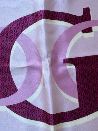 Foulard Guess Rosa e Viola