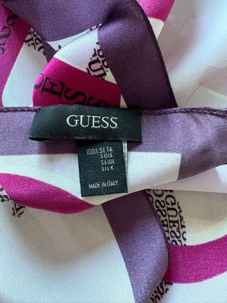 Foulard Guess Rosa e Viola