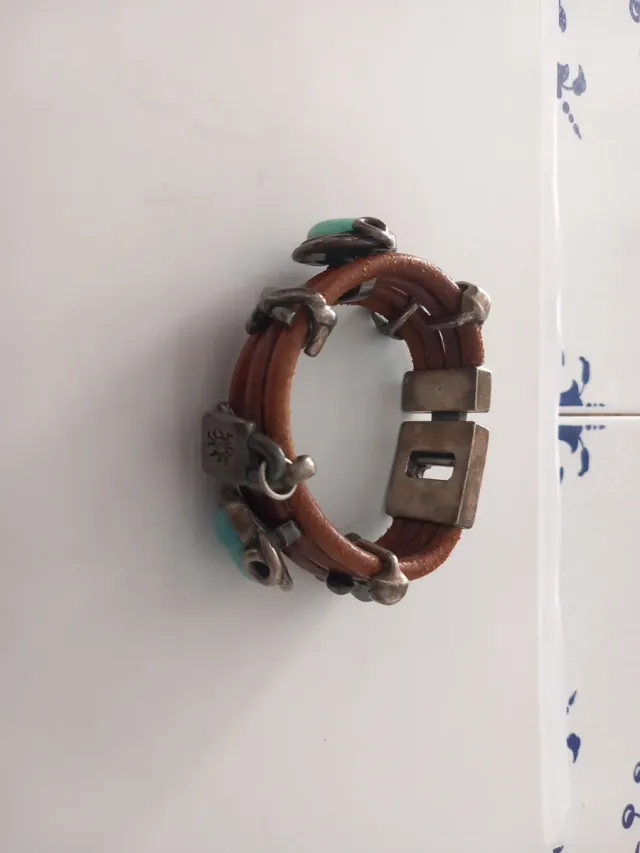 Pulsera Uno de 50 Cuero y Turquesa