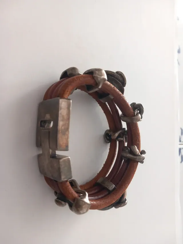 Pulsera Uno de 50 Cuero y Turquesa