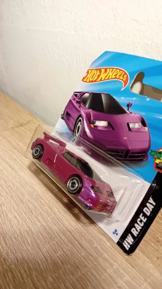 3 Hot Wheels (LOTE M DAVID)