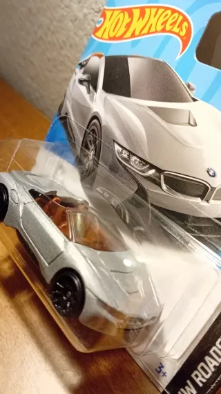 3 Hot Wheels (LOTE M DAVID)