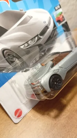 3 Hot Wheels (LOTE M DAVID)