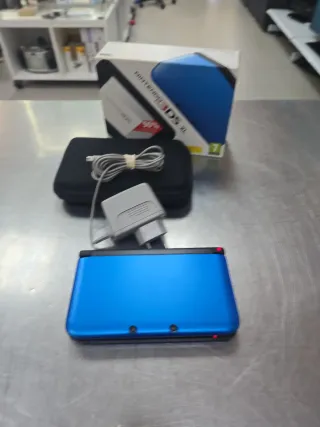 Nintendo 3DS XL Azul con Caja