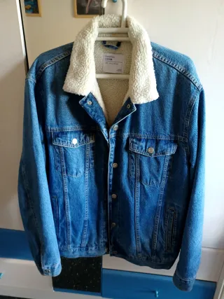 Chaqueta vaquera Bershka forrada, bajada de precio