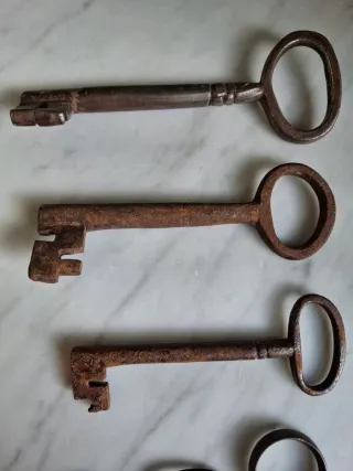 Set 8 Chiavi Antiche in Ferro