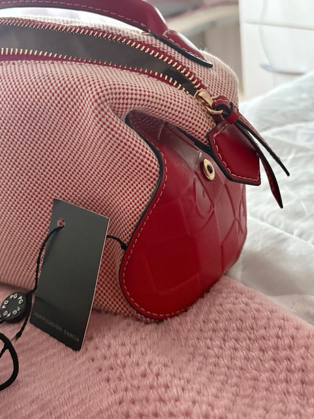 Bolso Purificación García Rojo y Blanco