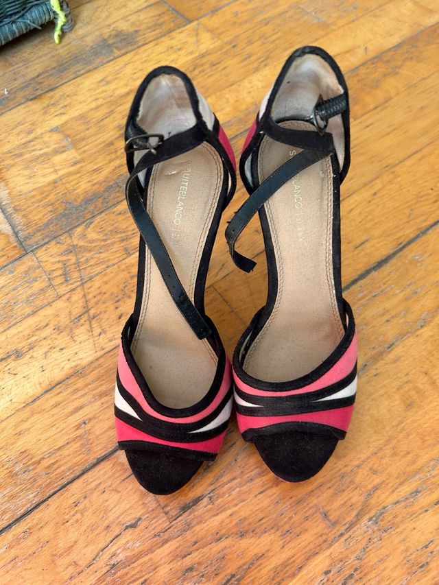 Zapatos de tacón mujer negros y rosas