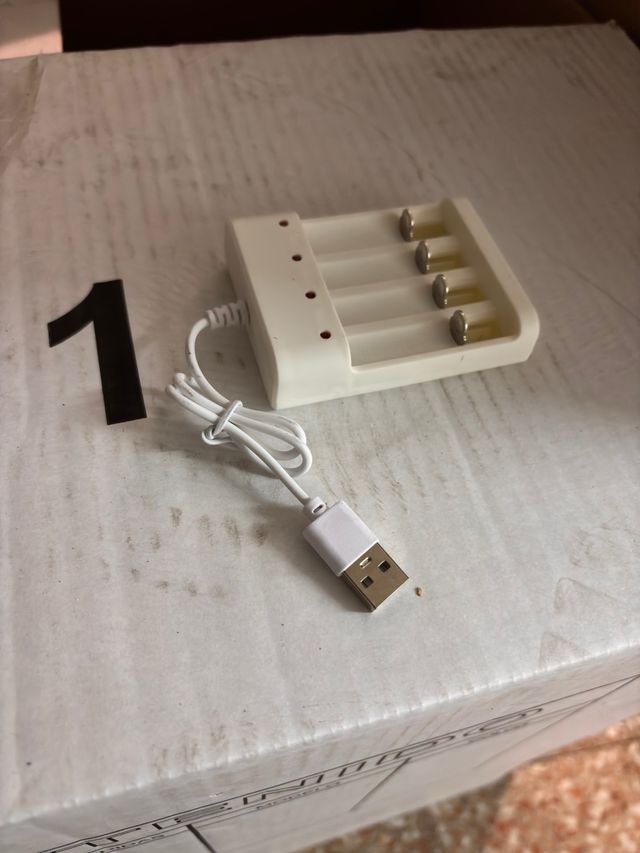 Cargador de baterías USB