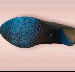 Botines camperos con tachuelas botas heavy goth