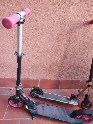 2 Patinetes Tijuana y Oxelo