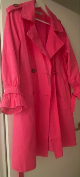 Gabardina Trench Fucsia- usado impecable