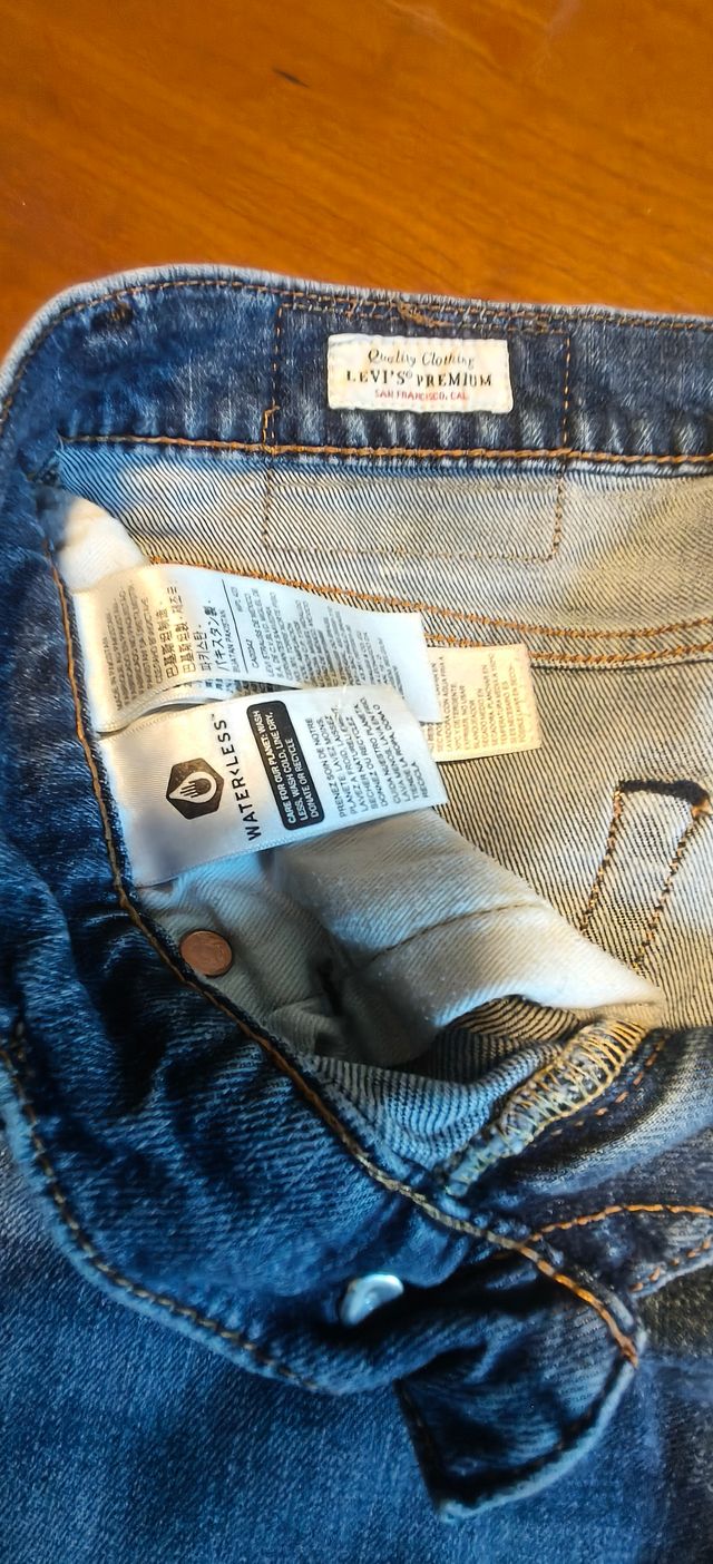 Pantalones Levi's 511 W28 L32 Azules