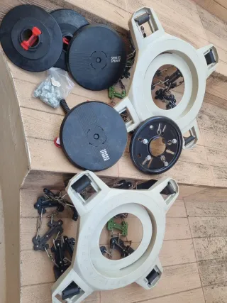 Se venden cadenas de nieve universales para llanta