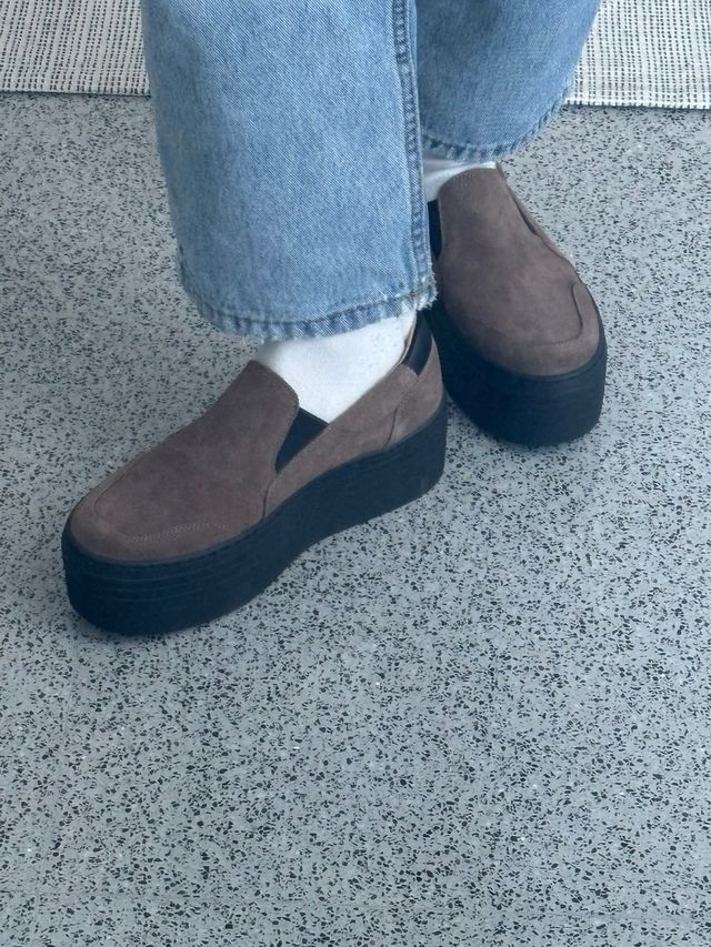 Zapatillas plataforma ante marrón