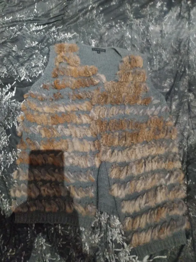 Chaleco de chica con pelo