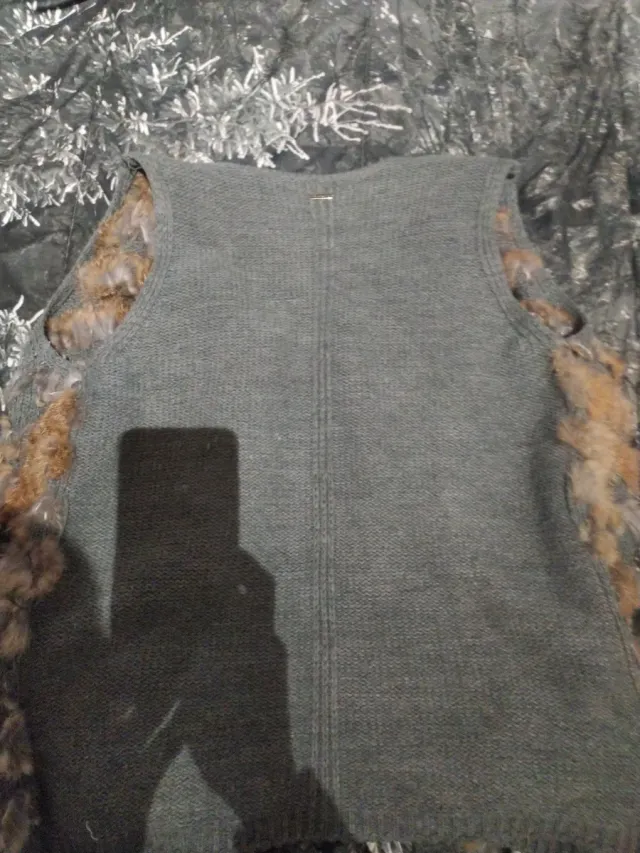 Chaleco de chica con pelo