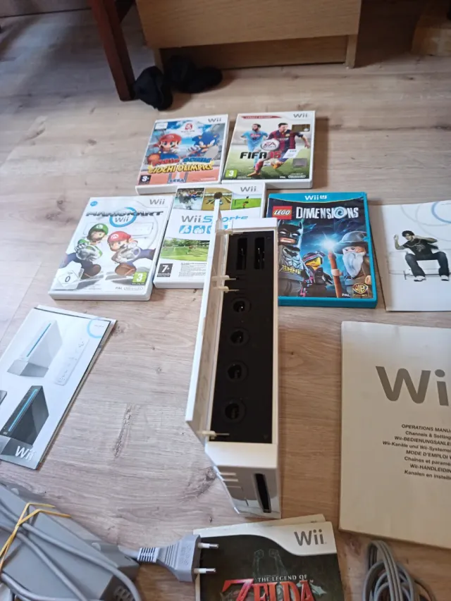 Nintendo Wii completa con accessori e giochi