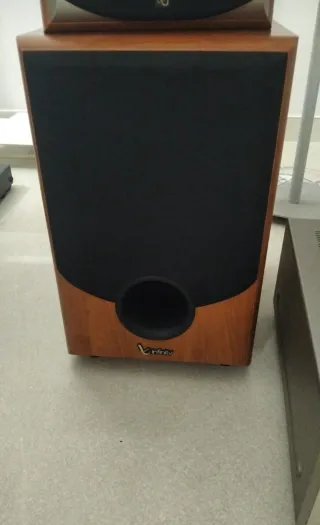 Home Cinema 5.1 Marrón y Plata