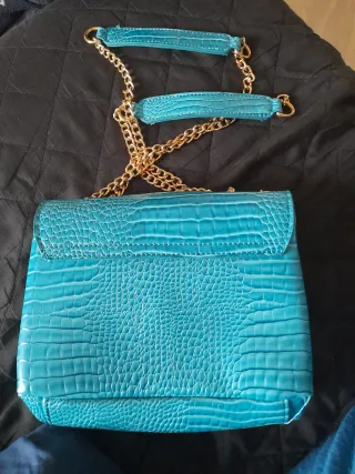 Borsa Carpisa con tracolla oro