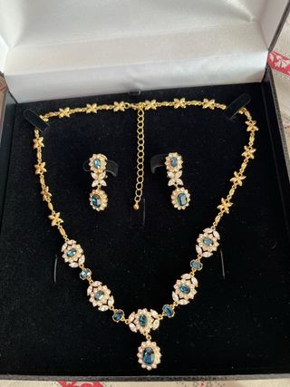 Lote Bisutería Variada - Collares y Relojes