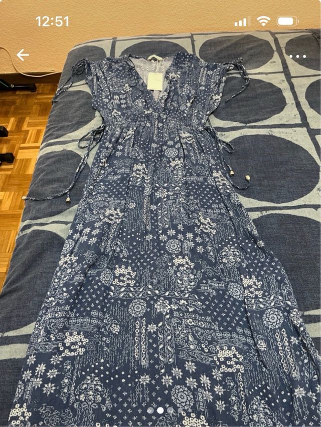 Vestido largo estampado azul y blanco