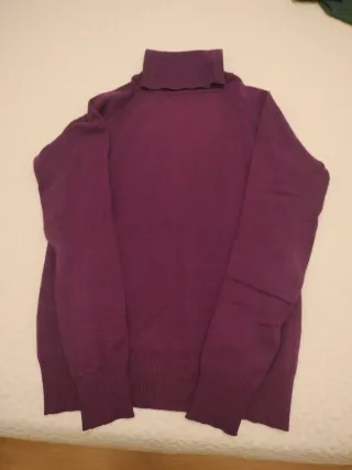 Jersey cuello vuelto ZARA morado