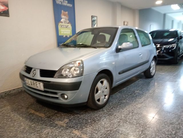 Renault Clio 75 cv