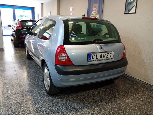 Renault Clio 75 cv