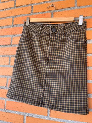 Falda cuadros Lefties