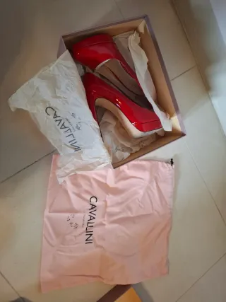 Scarpe con tacco Cavallini rosse