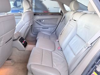 Audi A8 3.7 QUATTRO
