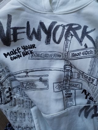 Sudadera Bershka New York Talla S