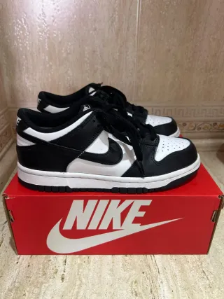 Zapatillas Nike Dunk Blancas y Negras