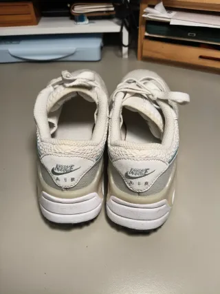 Nike Air Max Blancas y azul