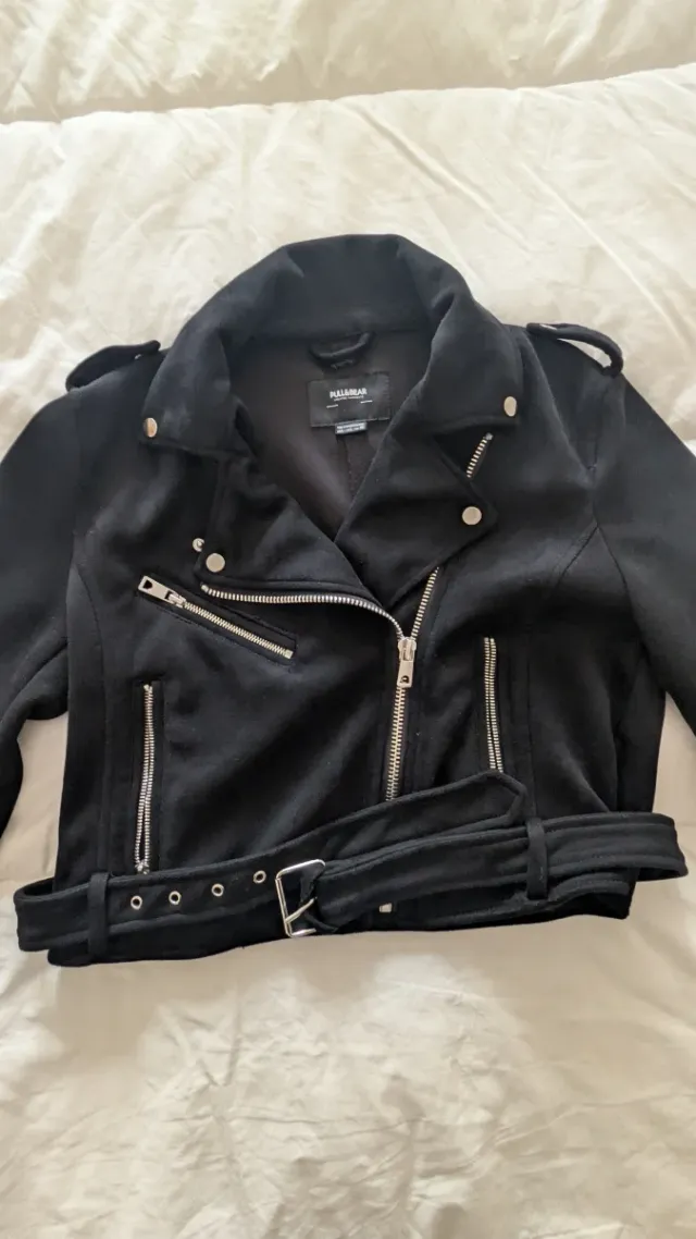Cazadora Biker Negra Pull&Bear Talla L