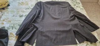 Traje de caballero gris