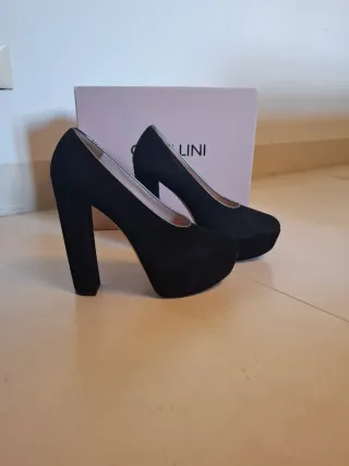 Scarpe con tacco alto Cavallini nere