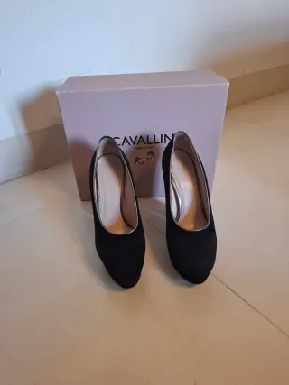 Scarpe con tacco alto Cavallini nere