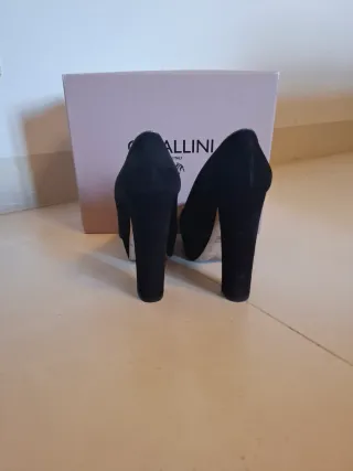 Scarpe con tacco alto Cavallini nere