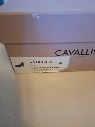 Scarpe con tacco alto Cavallini nere