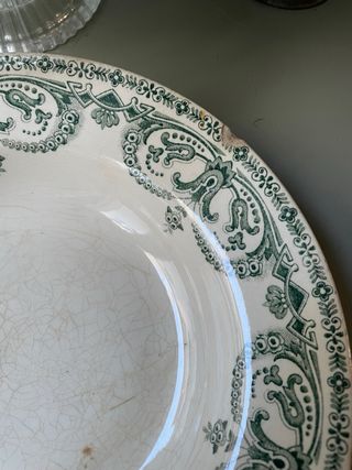 Lote 2 Platos Antiguos Cerámica