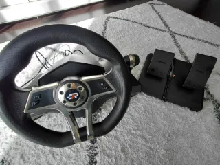 Volante FR-TEC Hurricane con pedales